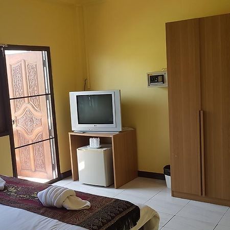 All Nations Guesthouse Хуахін Екстер'єр фото